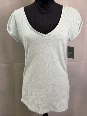 Make + Model Light Mint V-Neck Short Sleeve Tee